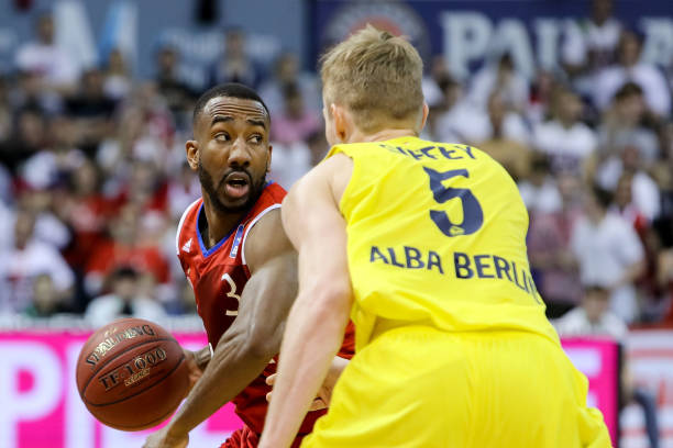 首发阵容 首发阵容