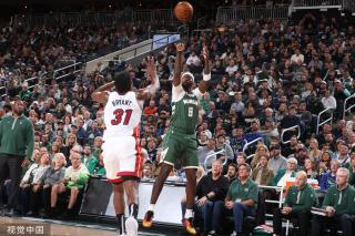 球队财务状 球队财务状