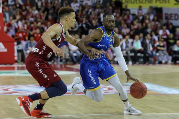 赛进球和助 赛进球和助