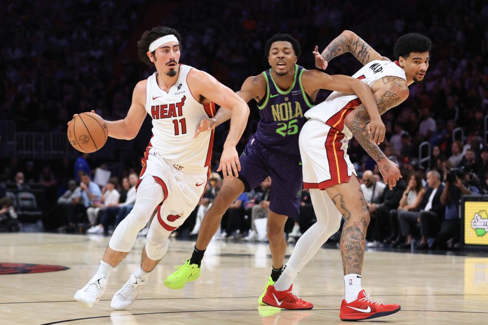 阵容轮换的 阵容轮换的